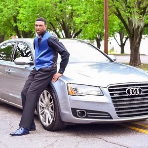 Meet your Posher, Jabari